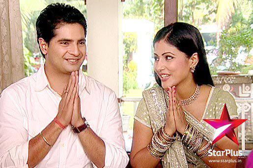 320613_133455503424497_100002801450227_116763_1266486595_n - Naitik si Akshara