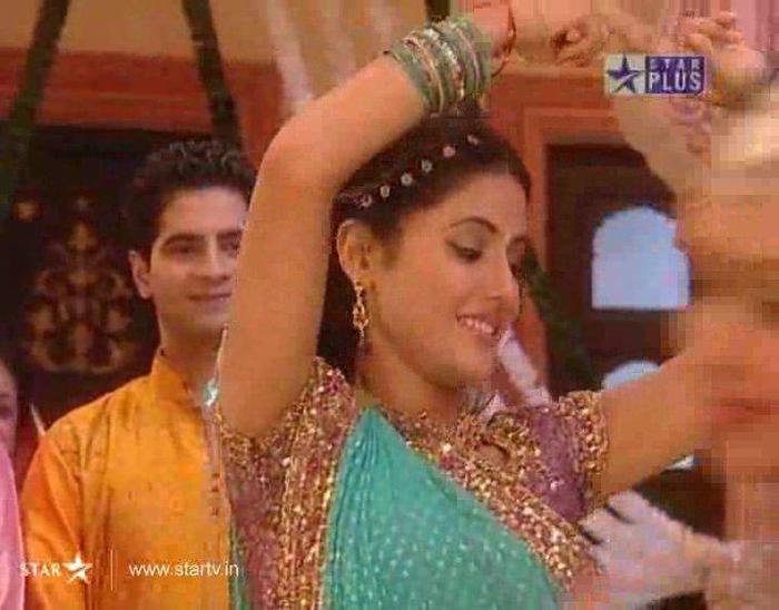 315800_133459246757456_100002801450227_116862_1094078633_n - Naitik si Akshara