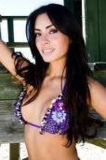 215447_144123302323510_100001775247121_266519_2268622_a