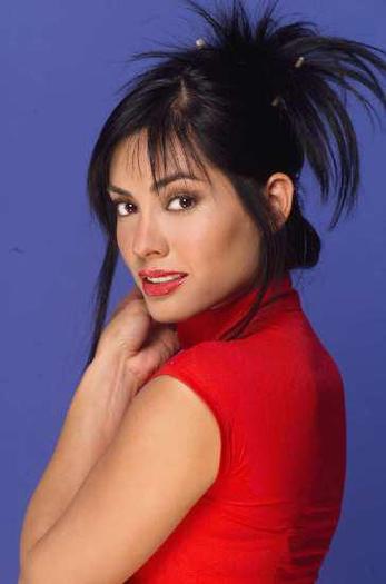 185290_248652595175420_248642525176427_774439_8042422_n