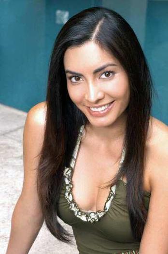 308430_248651965175483_248642525176427_774407_7062141_n