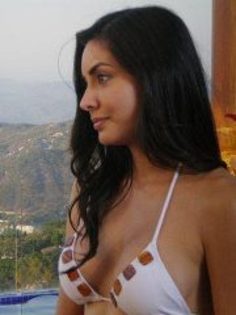 311359_257918414248838_248642525176427_807624_2037025332_a - Karina Mora