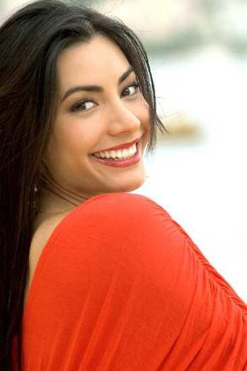 315923_248652548508758_248642525176427_774437_6787120_n - Karina Mora