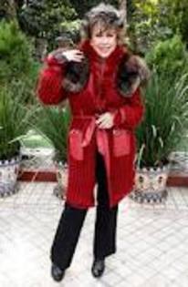 images (87) - Laura Zapata