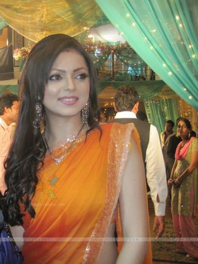 165746-drashti-dhami-as-geet-in-geet-hui-sabse-parayi