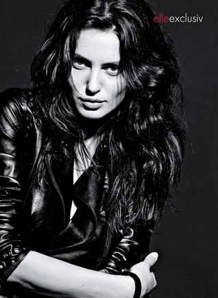 Catrinel_Menghia_Site-18 - MRA Models Agency women