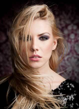 Cora-Site09 - MRA Models Agency women