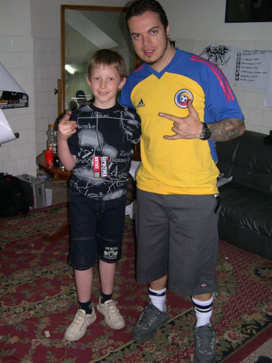 mihai-cernea-bubu-isi-sarbatoreste-astazi-majoratul-aici-ii-poti-ura-la-multi-ani-1_9