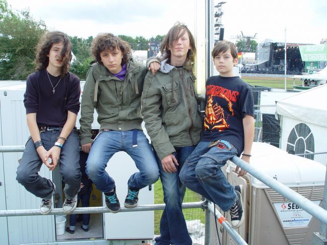 mihai-cernea-bubu-isi-sarbatoreste-astazi-majoratul-aici-ii-poti-ura-la-multi-ani-1_11