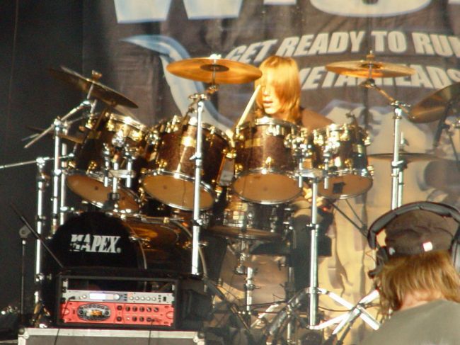 mihai-cernea-bubu-isi-sarbatoreste-astazi-majoratul-aici-ii-poti-ura-la-multi-ani-1_18