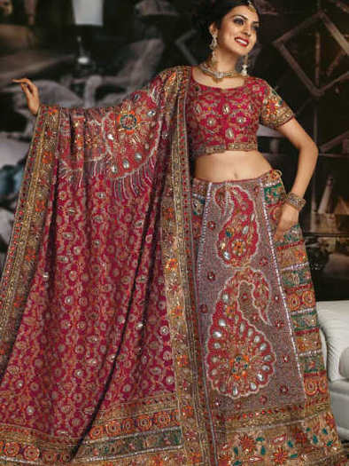 saree - Imbracaminte indiana - sari
