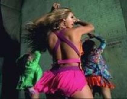 28124636_UJYOTKCMH - beyonce