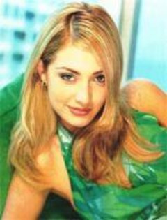 263012_124127537672399_123656091052877_220805_6236360_a - Lisette Morelos