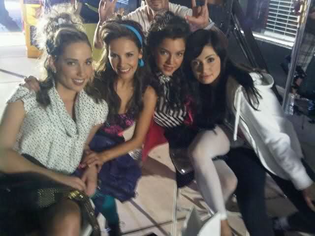 264955_169411829792175_167691109964247_432820_2900738_n - Lisette Morelos