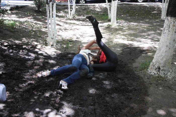 148242_166863630022331_165949866780374_316680_1037397_n