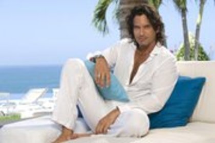 165067_169173583124669_165949866780374_331339_2839819_a