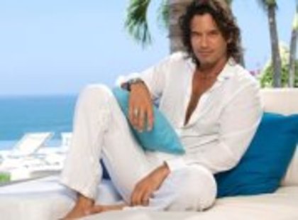 308900_258697964163740_100000706141659_865976_1263507370_a