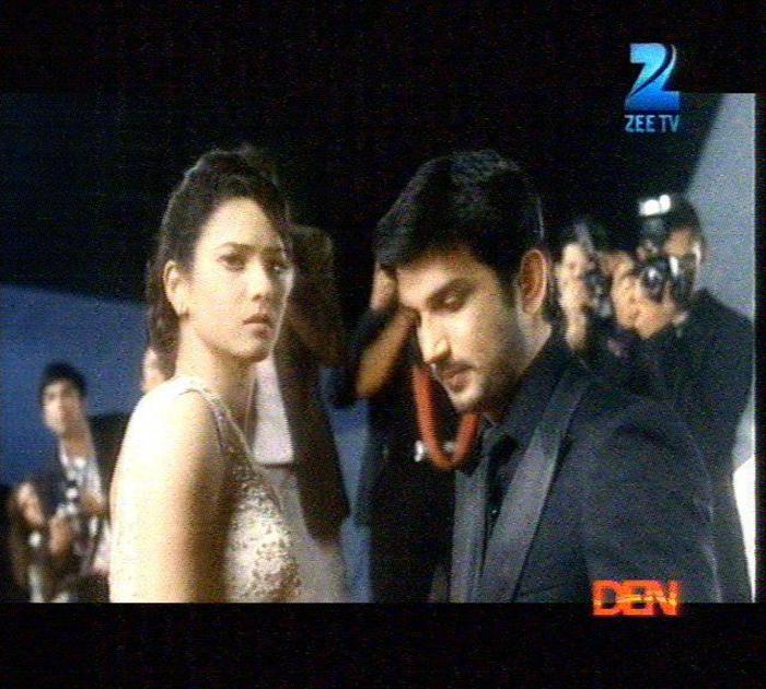 308874_185759248166672_121630807912850_429931_1453254803_n - Sushant n Ankita luking Fab in a new commercial