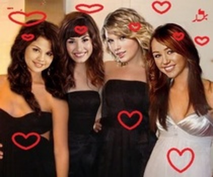 37449687_VFFYEPHVH - selena gomez