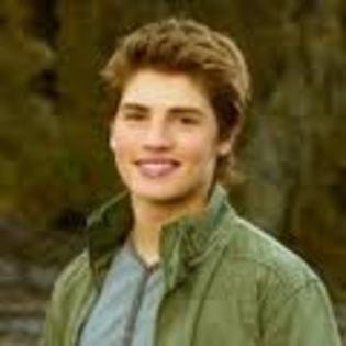 greeg - Gregg Sulkin