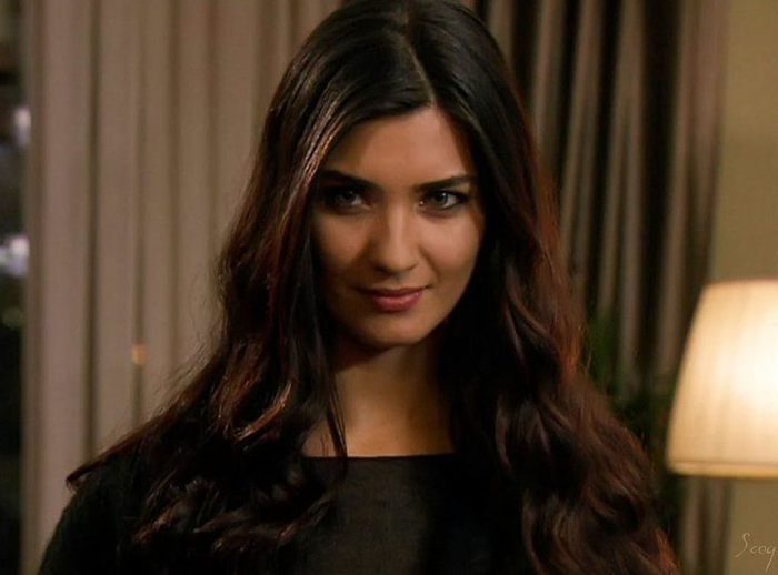 163066_177970882235820_116450875054488_454933_412115_n - Tuba Buyukustun