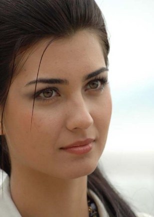 Tuba_buyukustun