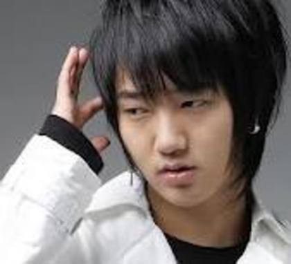 psy-ab&hl=ro&source=hp&q=Kim Jongwoon&psjKim Jongwoo