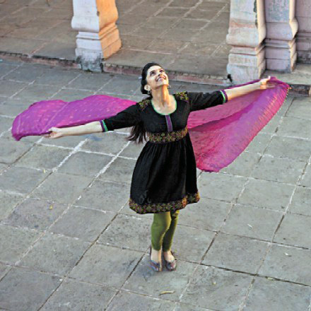 Deepika_padukone_in_Aarakshan