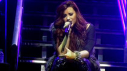 Demsie (174) - Demilush - Fix A Heart Live in Atlanta Captures
