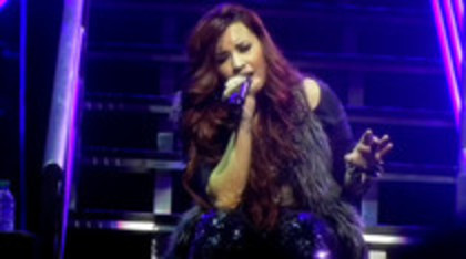 Demsie (220) - Demilush - Fix A Heart Live in Atlanta Captures