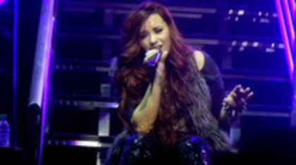 Demsie (223) - Demilush - Fix A Heart Live in Atlanta Captures