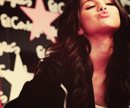 tumblr_lx6shdF2Xy1qg9ijso1_500_thumb