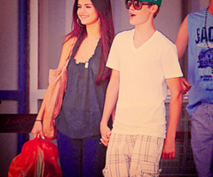 tumblr_lx8w87iuYz1qh9mz3o1_400_thumb - 0 Allo aici salutati