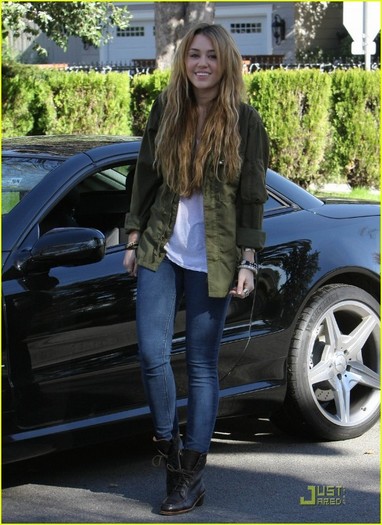 miley-cyrus-peace-04 - Miley Cyrus 2012