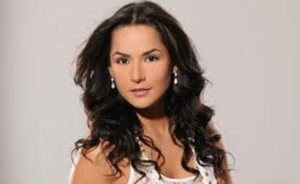 imagesCA7AJ381 - Carmen villalobos