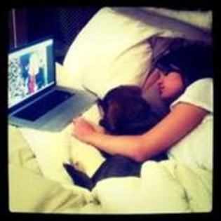 61969729_AGSBLBD2 - selena gomez