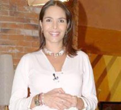 377807_246307112093128_246301638760342_695786_1723159385_n