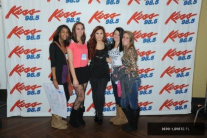 normal_MeetandGreet_d-u_281429%7E0 - Demitzu - 06 12 2011 - Kiss 98 5 Kissmas Bash Meet and Greet - Buffalo NY