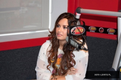 normal_Z1035_Studios_d-u - Demitzu - 14 10 2011 - In the Z1035 Studios in Toronto Canada