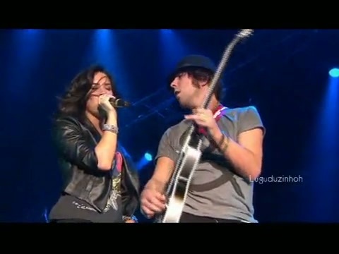 06. Demi Lovato - Until You\'re Mine (Live At Wembley Arena) 175