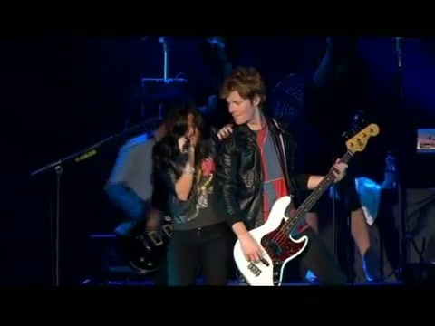 06. Demi Lovato - Until You\'re Mine (Live At Wembley Arena) 203