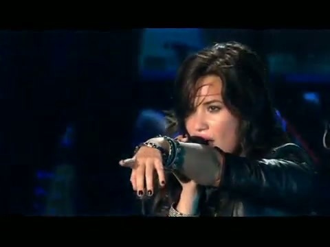 06. Demi Lovato - Until You\'re Mine (Live At Wembley Arena) 270