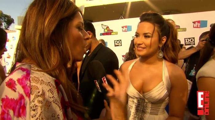 2011 Do Something_ Demi Lovato 300