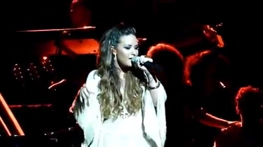 A Special Night with Demi Lovato (Special Video) 399