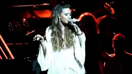 A Special Night with Demi Lovato (Special Video) 408