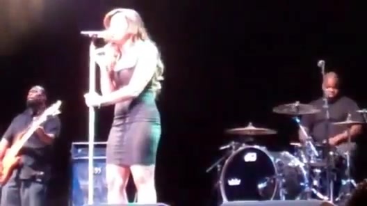 A Special Night with Demi Lovato (Special Video) 983