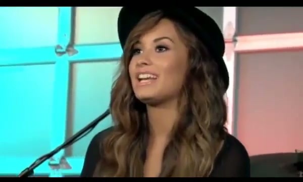 Ask Me Anything Demi Lovato Interview On VH1 011 - Demilush - Ask Me Anything Demi Lovato Interview On VH1