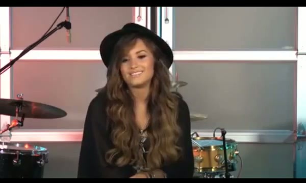 Ask Me Anything Demi Lovato Interview On VH1 061