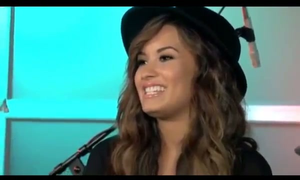 Ask Me Anything Demi Lovato Interview On VH1 075