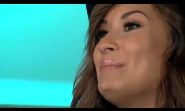 Ask Me Anything Demi Lovato Interview On VH1 102